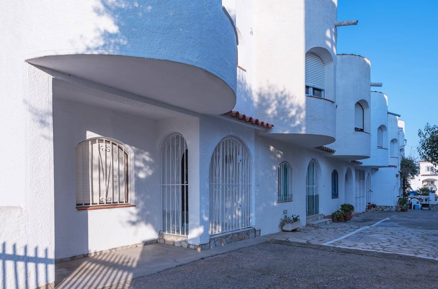 3 makuuhuone Huvila myytävänä paikassa Empuriabrava - 345 000 € (Ref: 9598227)