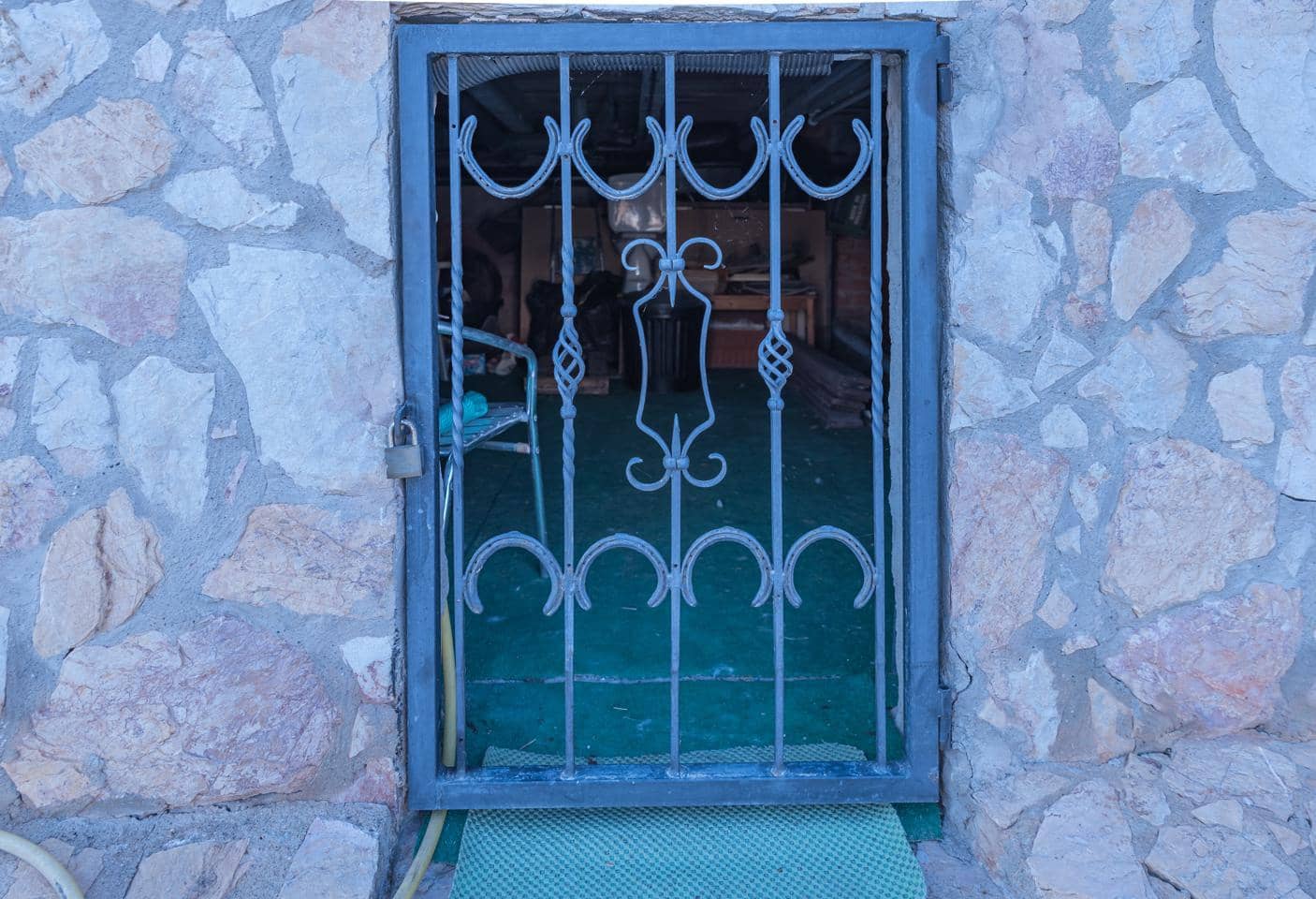 3 makuuhuone Huvila myytävänä paikassa Empuriabrava - 345 000 € (Ref: 9598227)