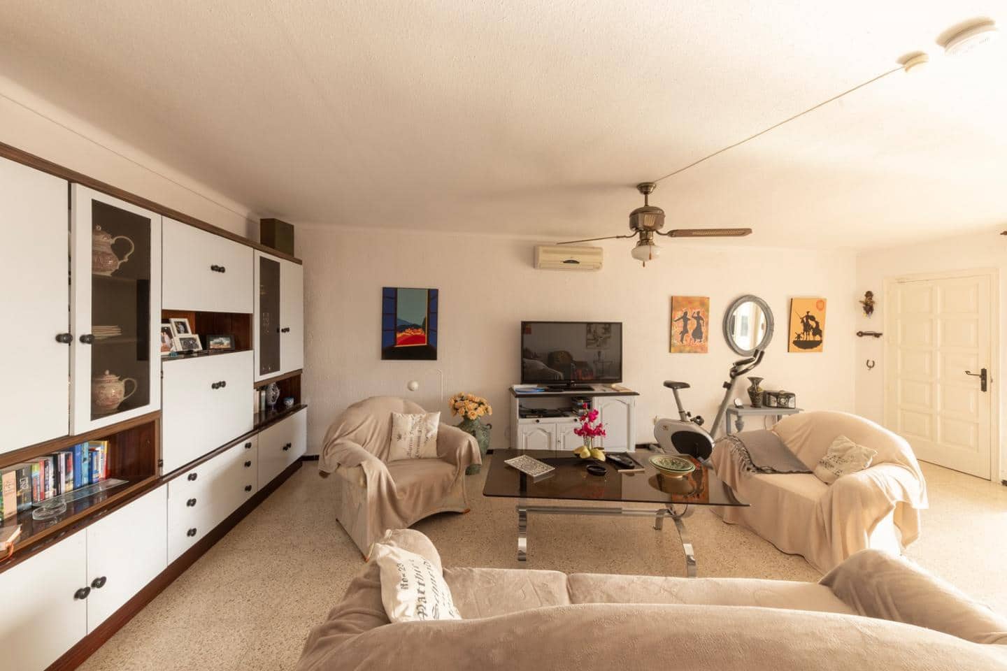 3 bedroom Flat for sale in Roses with garage - € 565,000 (Ref: 9598229)