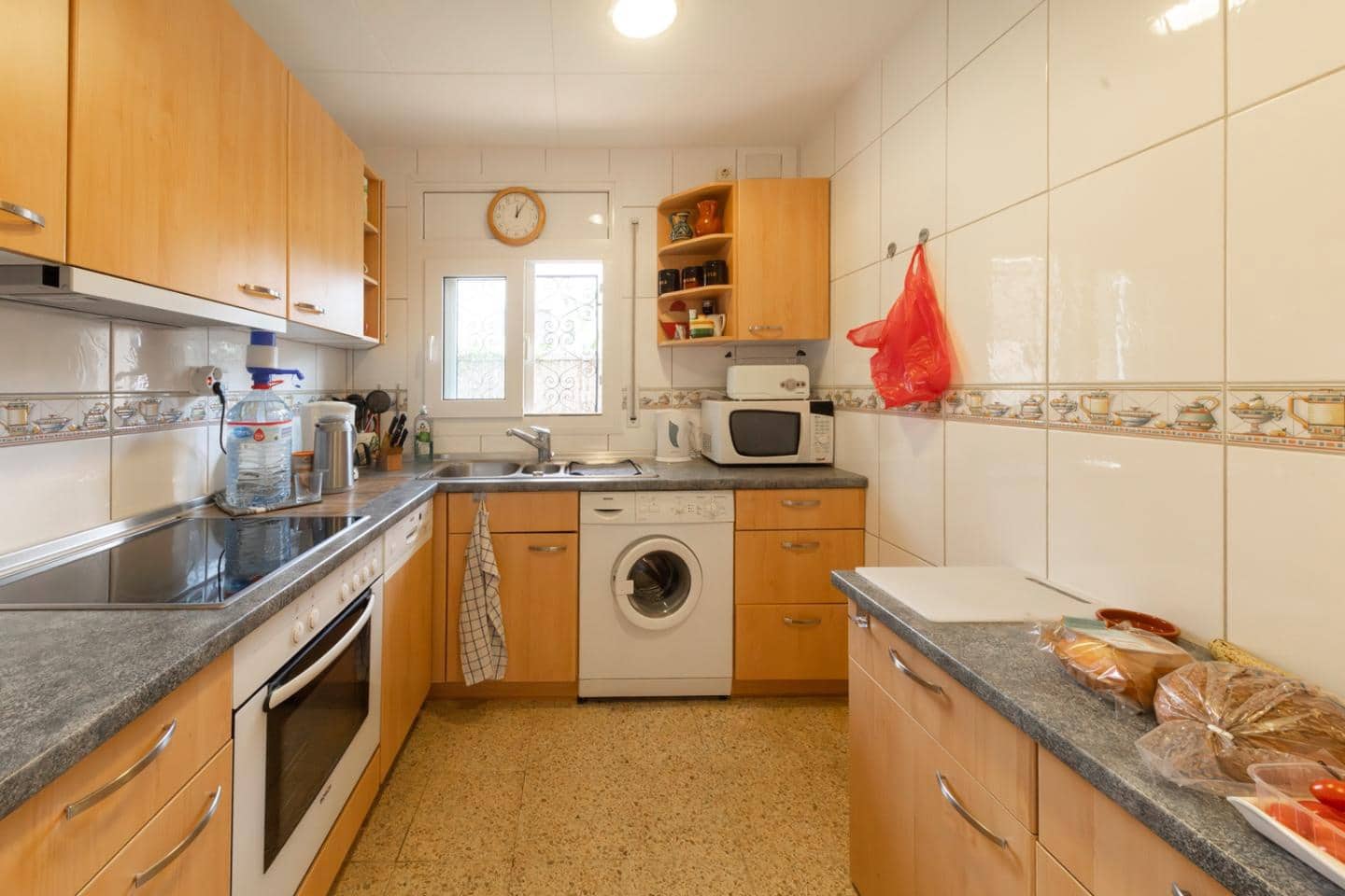 3 bedroom Flat for sale in Roses with garage - € 565,000 (Ref: 9598229)
