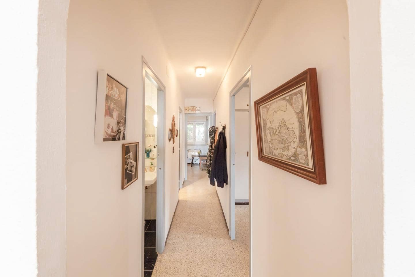 3 bedroom Flat for sale in Roses with garage - € 565,000 (Ref: 9598229)