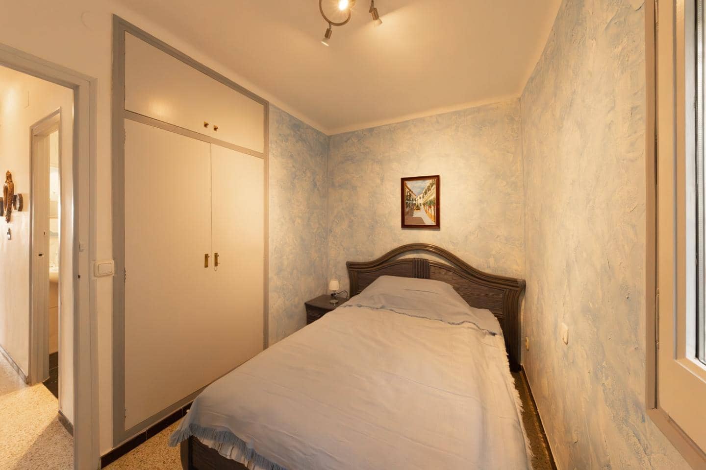 3 bedroom Flat for sale in Roses with garage - € 565,000 (Ref: 9598229)