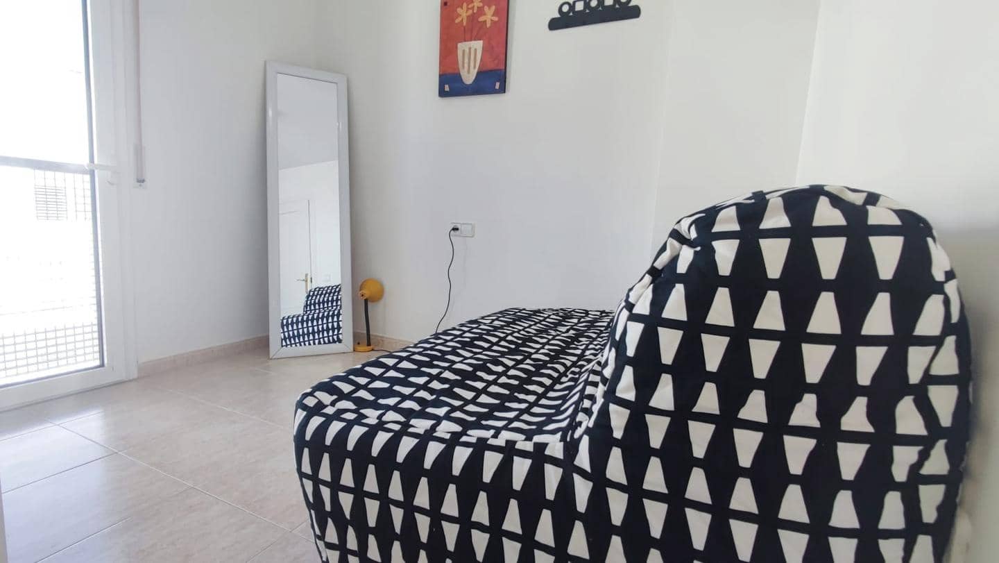 2 bedroom Flat for rent in Sitges - € 1,500 (Ref: 9598230)