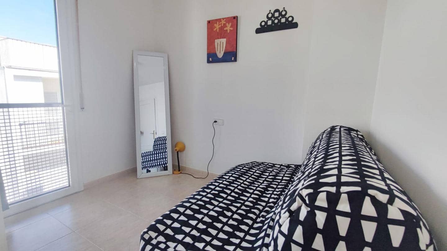 2 bedroom Flat for rent in Sitges - € 1,500 (Ref: 9598230)