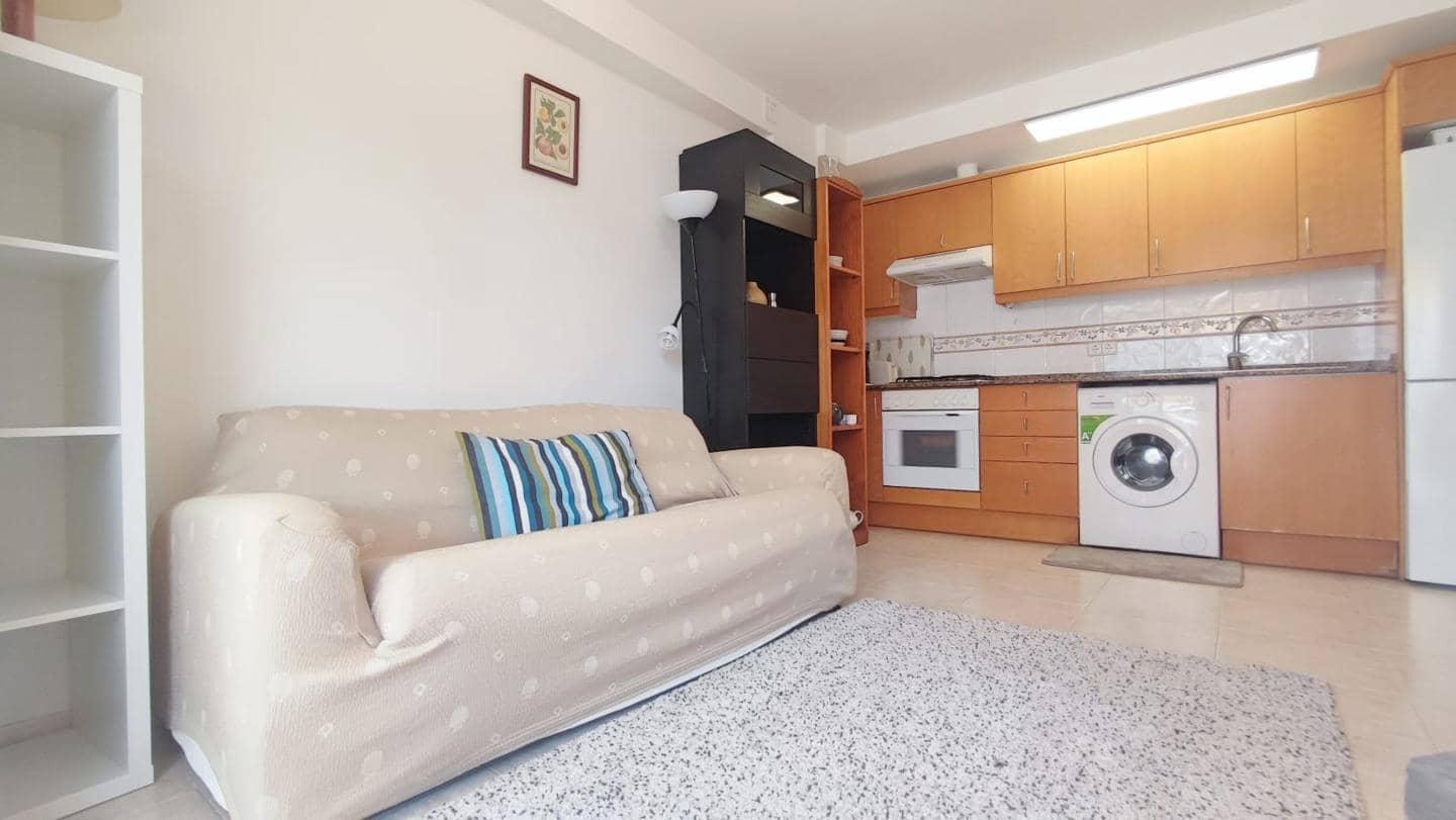 2 bedroom Flat for rent in Sitges - € 1,500 (Ref: 9598230)