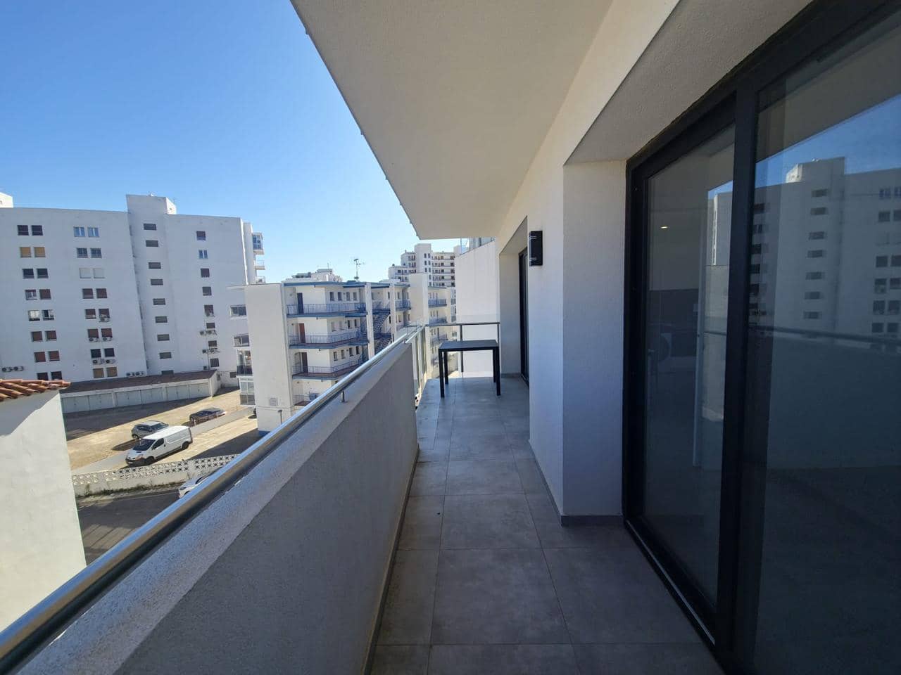 2 slaapkamer Appartement te koop in Roses - € 345.000 (Ref: 9598233)