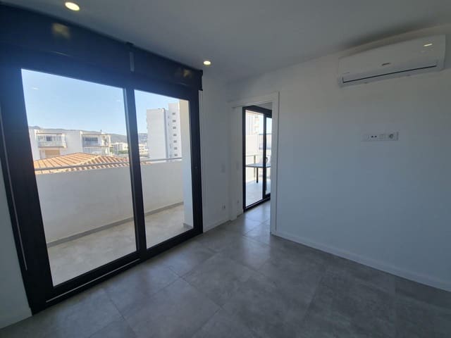 2 slaapkamer Appartement te koop in Santa Margarida, Roses - € 345.000 (Ref: 9598233)