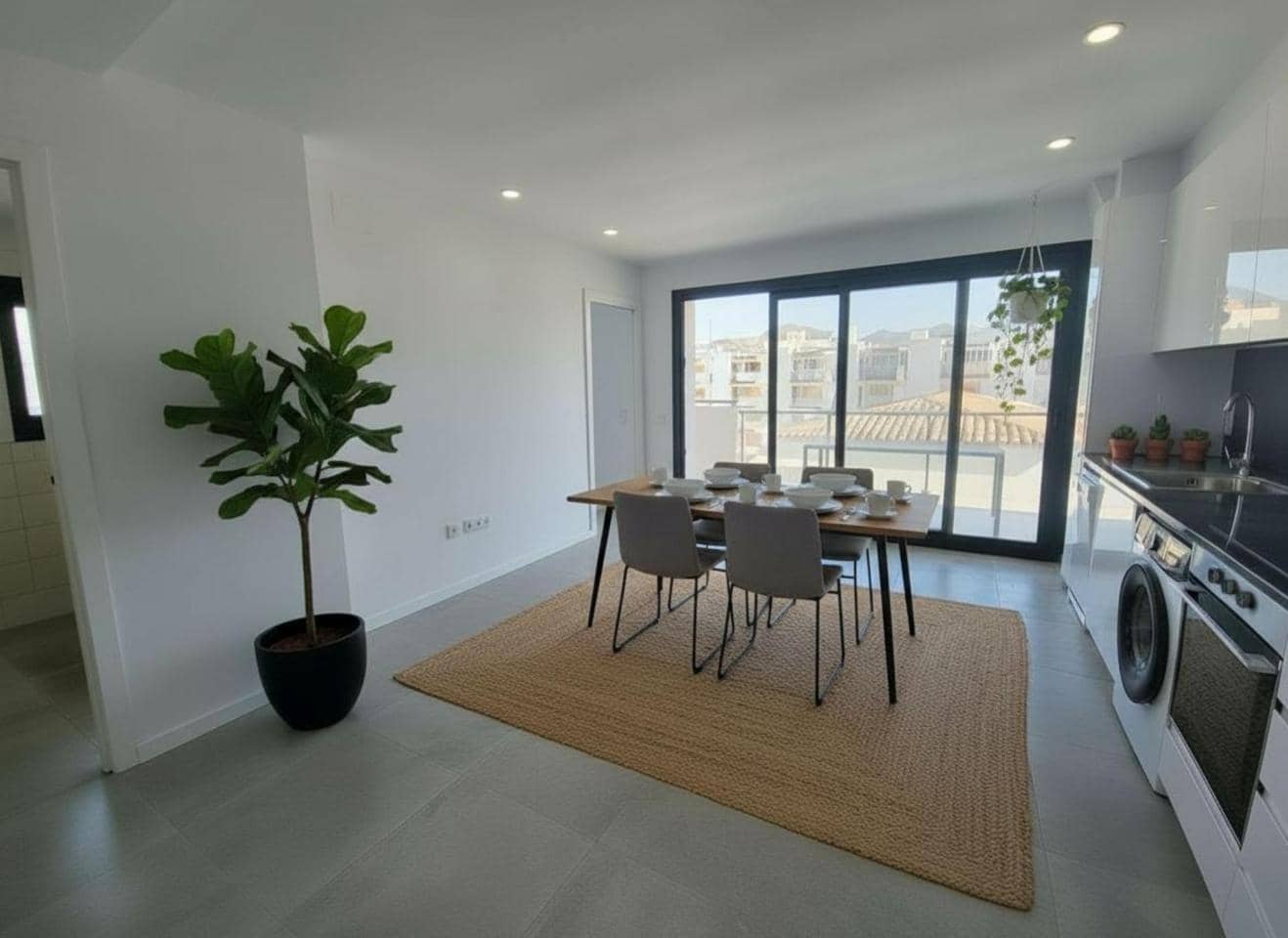 2 slaapkamer Appartement te koop in Roses - € 345.000 (Ref: 9598233)