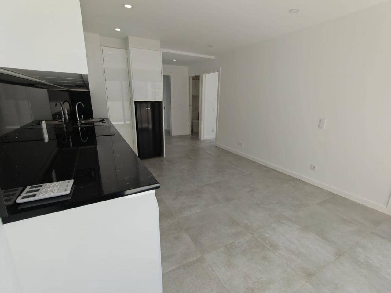 2 slaapkamer Flat te koop in Roses - € 195.000 (Ref: 9598235)