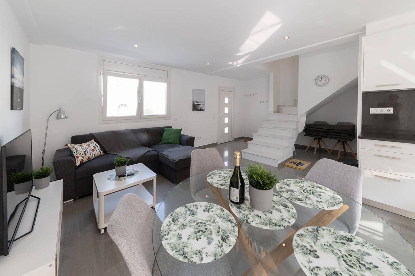 3 makuuhuone Huvila myytävänä paikassa Empuriabrava mukana uima-altaan - 375 000 € (Ref: 9598237)