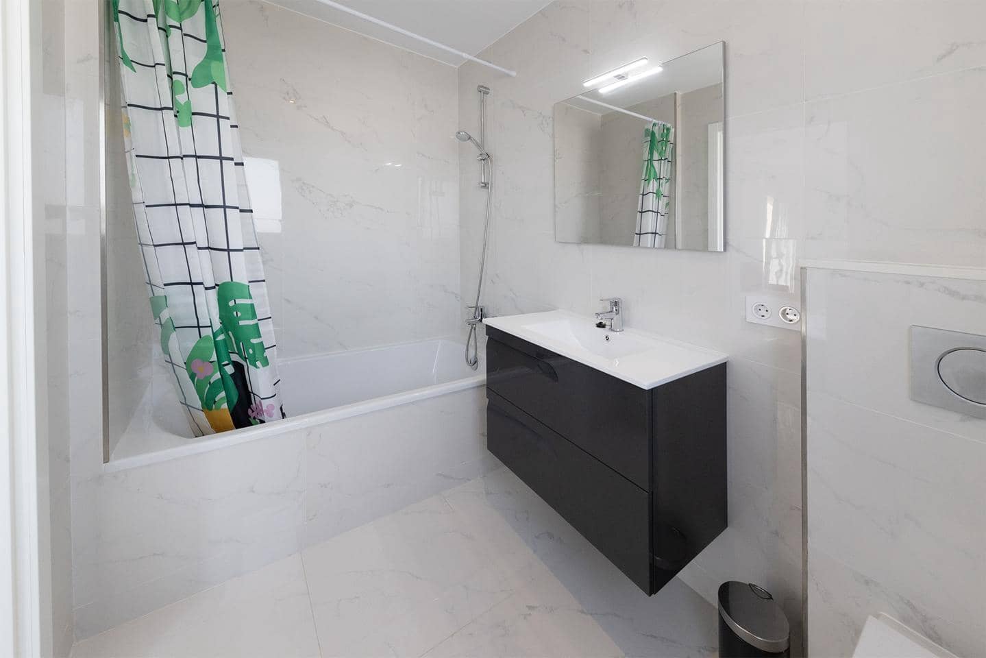 3 makuuhuone Huvila myytävänä paikassa Empuriabrava mukana uima-altaan - 375 000 € (Ref: 9598237)