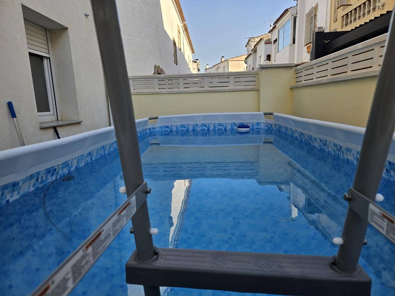 3 makuuhuone Huvila myytävänä paikassa Empuriabrava mukana uima-altaan - 375 000 € (Ref: 9598237)