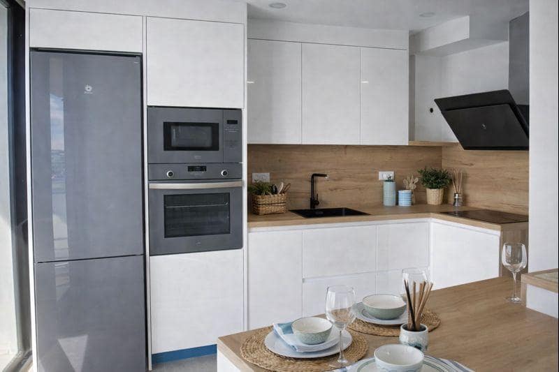 3 Zimmer Villa zu verkaufen in Empuriabrava mit Garage - 630.000 € (Ref: 9598238)