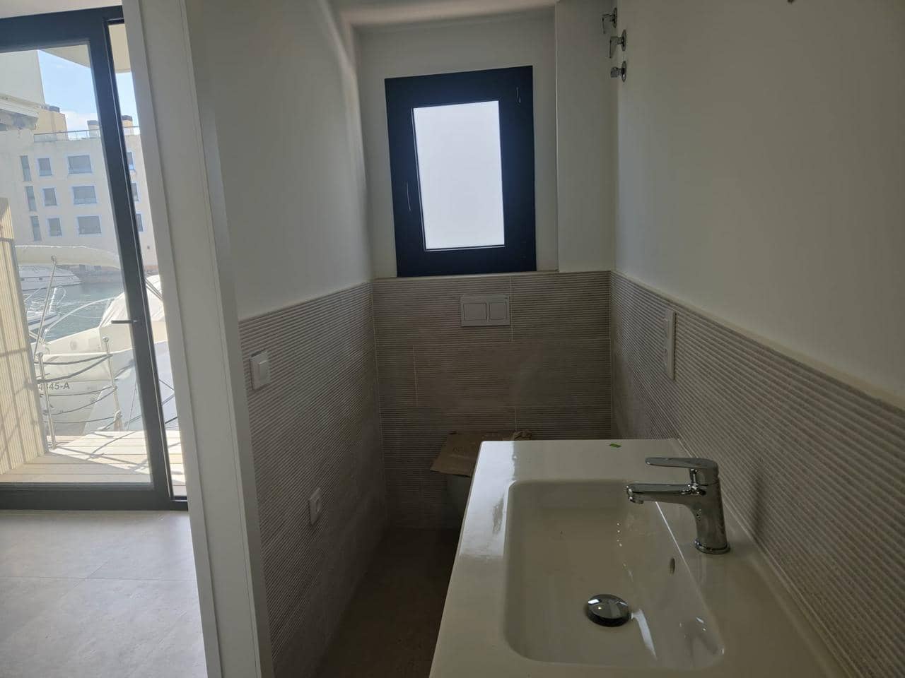 3 Zimmer Villa zu verkaufen in Empuriabrava mit Garage - 630.000 € (Ref: 9598238)