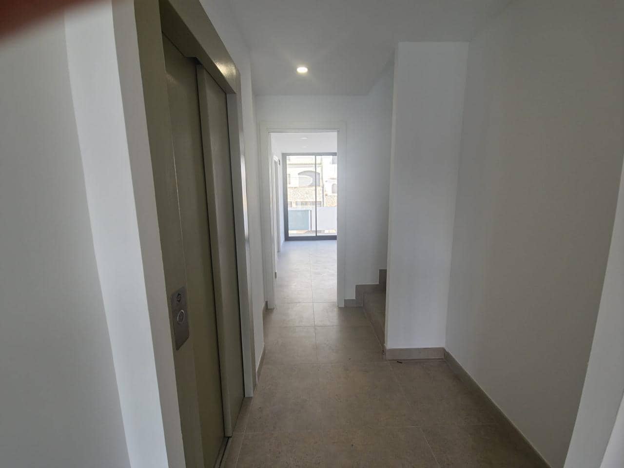 3 Zimmer Villa zu verkaufen in Empuriabrava mit Garage - 630.000 € (Ref: 9598238)