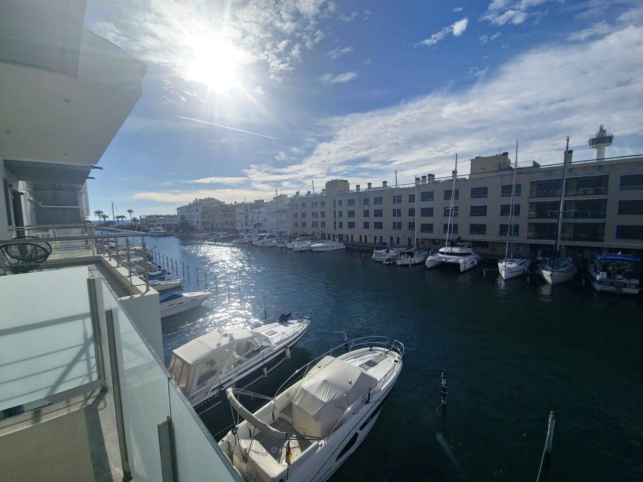 3 Zimmer Villa zu verkaufen in Empuriabrava mit Garage - 630.000 € (Ref: 9598238)