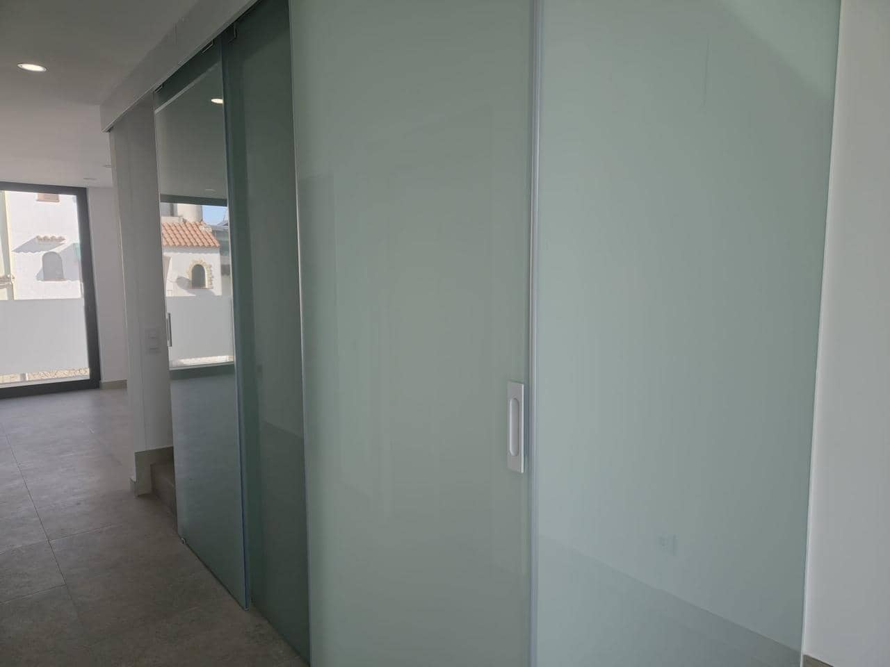 3 Zimmer Villa zu verkaufen in Empuriabrava mit Garage - 630.000 € (Ref: 9598238)