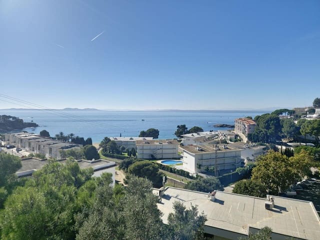 4 makuuhuone Huvila myytävänä paikassa Roses - 620 000 € (Ref: 9598239)