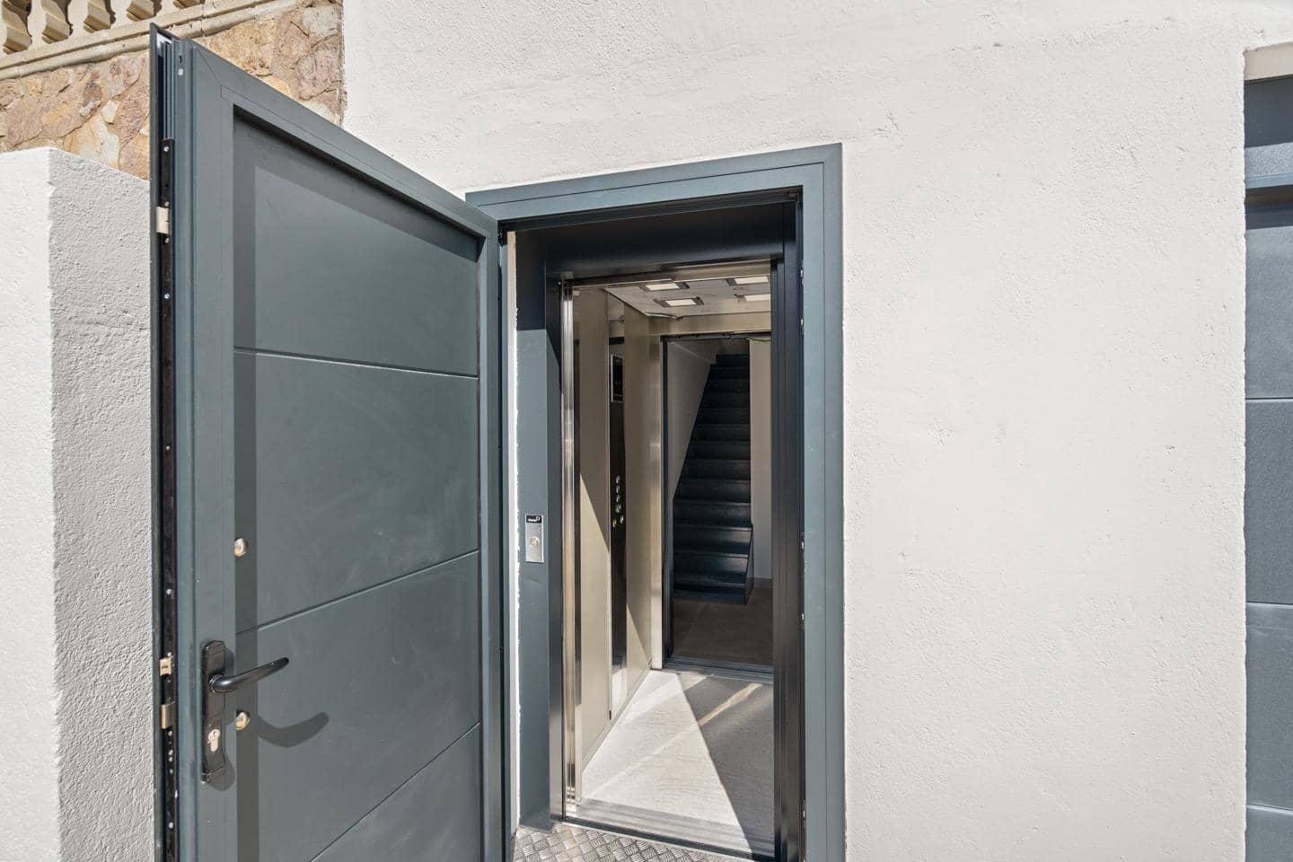 4 makuuhuone Huvila myytävänä paikassa Empuriabrava mukana 
autotalli - 639 000 € (Ref: 9598240)