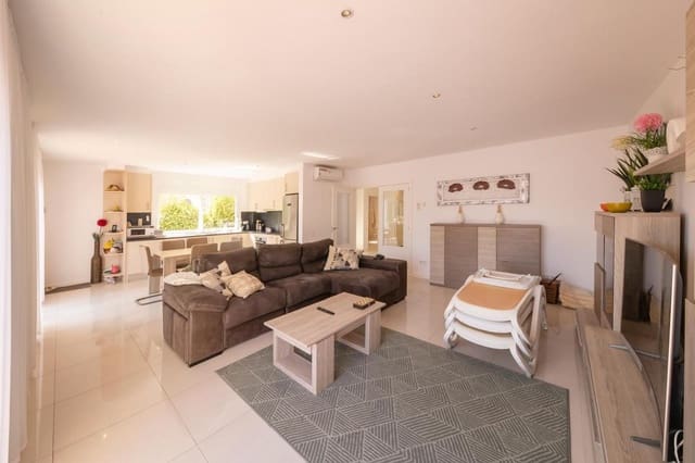 Chalet de 3 habitaciones en Santa Margarida, Roses en venta con piscina - 1.300.000 € (Ref: 9598241)