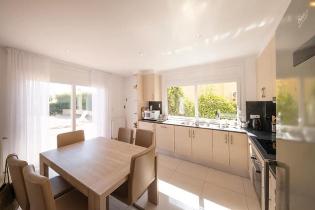 3 soveværelse Villa til salg i Santa Margarida, Roses med swimmingpool - € 1.300.000 (Ref: 9598241)