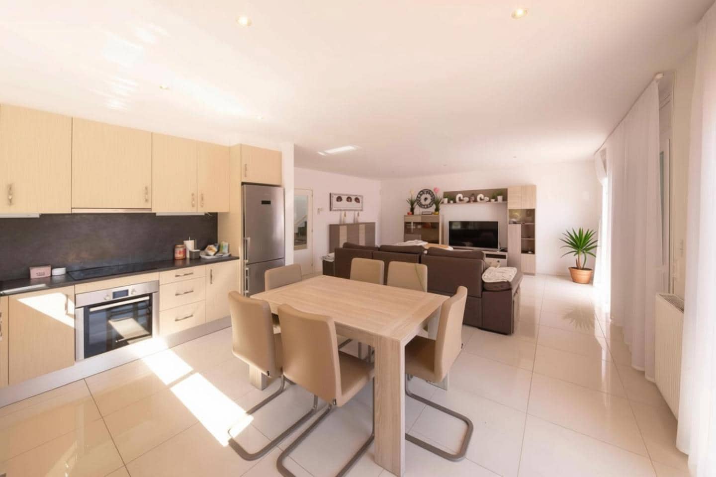 Chalet de 3 habitaciones en Roses en venta con piscina - 1.300.000 € (Ref: 9598241)