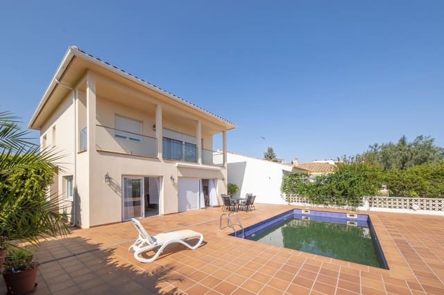 Chalet de 3 habitaciones en Santa Margarida, Roses en venta con piscina - 1.300.000 € (Ref: 9598241)