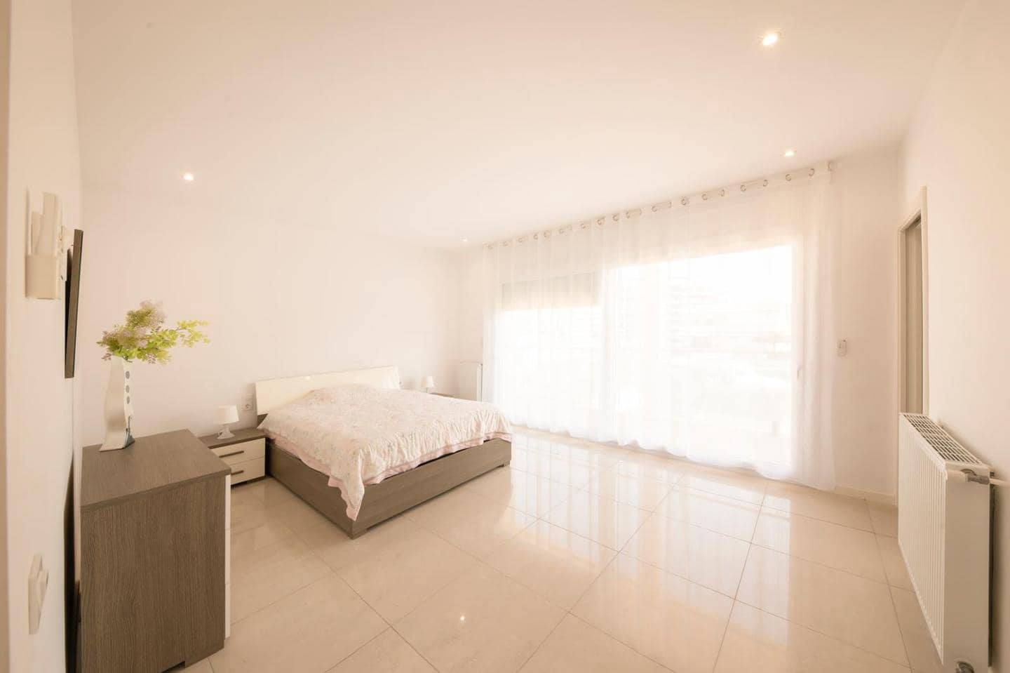 Chalet de 3 habitaciones en Roses en venta con piscina - 1.300.000 € (Ref: 9598241)