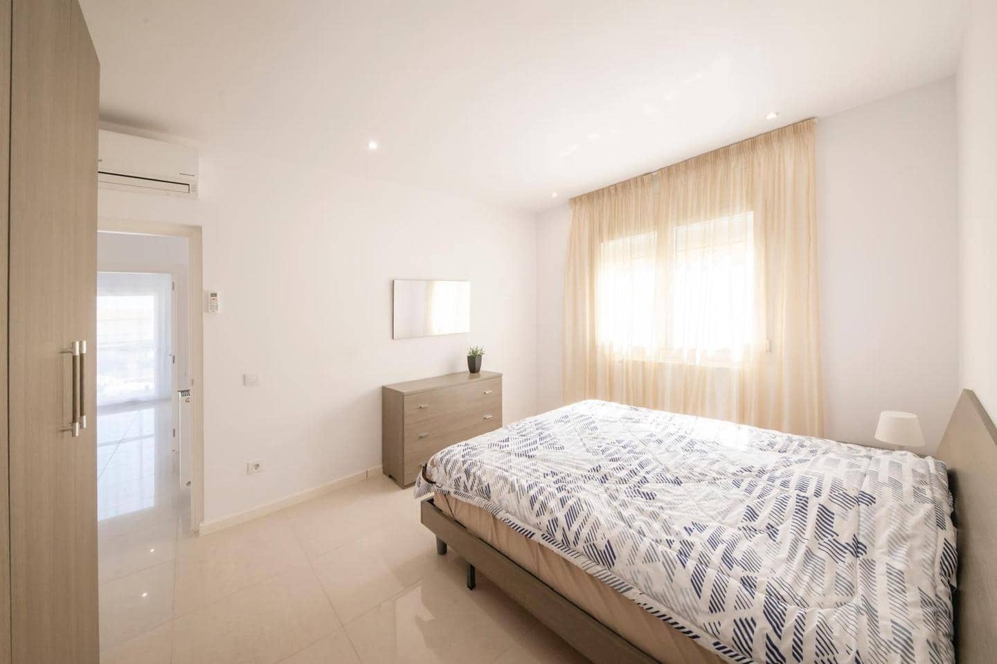 Chalet de 3 habitaciones en Roses en venta con piscina - 1.300.000 € (Ref: 9598241)