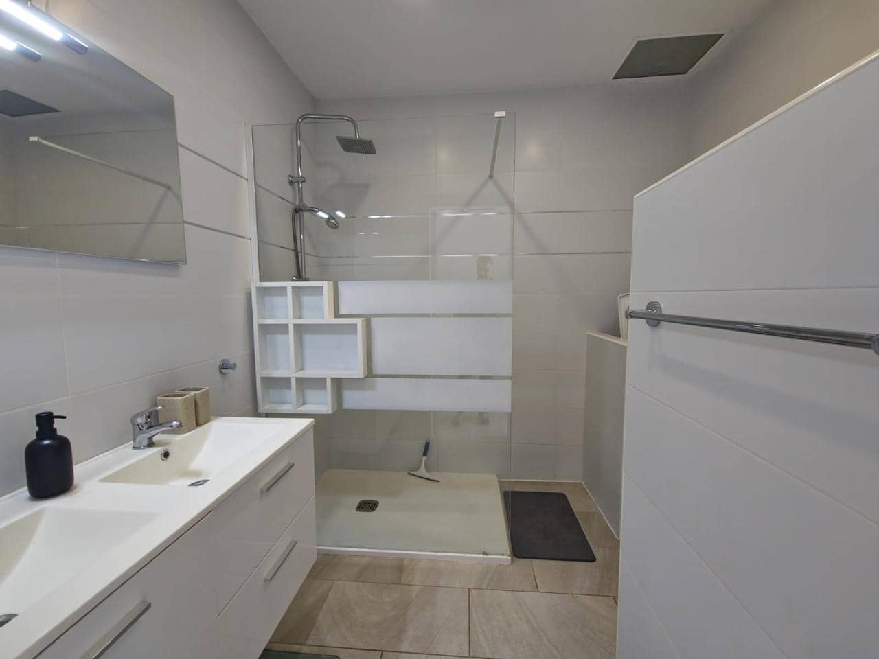 3 Zimmer Villa zu verkaufen in Empuriabrava mit Garage - 490.000 € (Ref: 9598242)