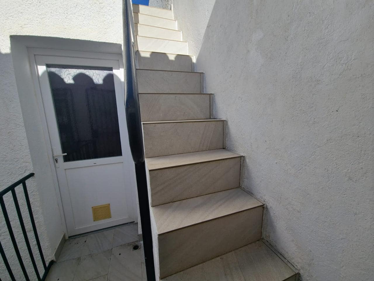 3 Zimmer Villa zu verkaufen in Empuriabrava mit Garage - 490.000 € (Ref: 9598242)