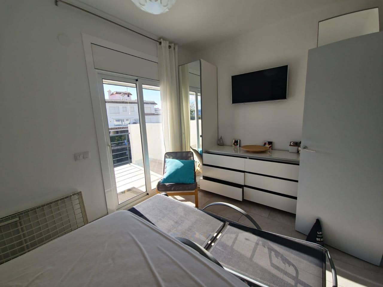 3 Zimmer Villa zu verkaufen in Empuriabrava mit Garage - 490.000 € (Ref: 9598242)