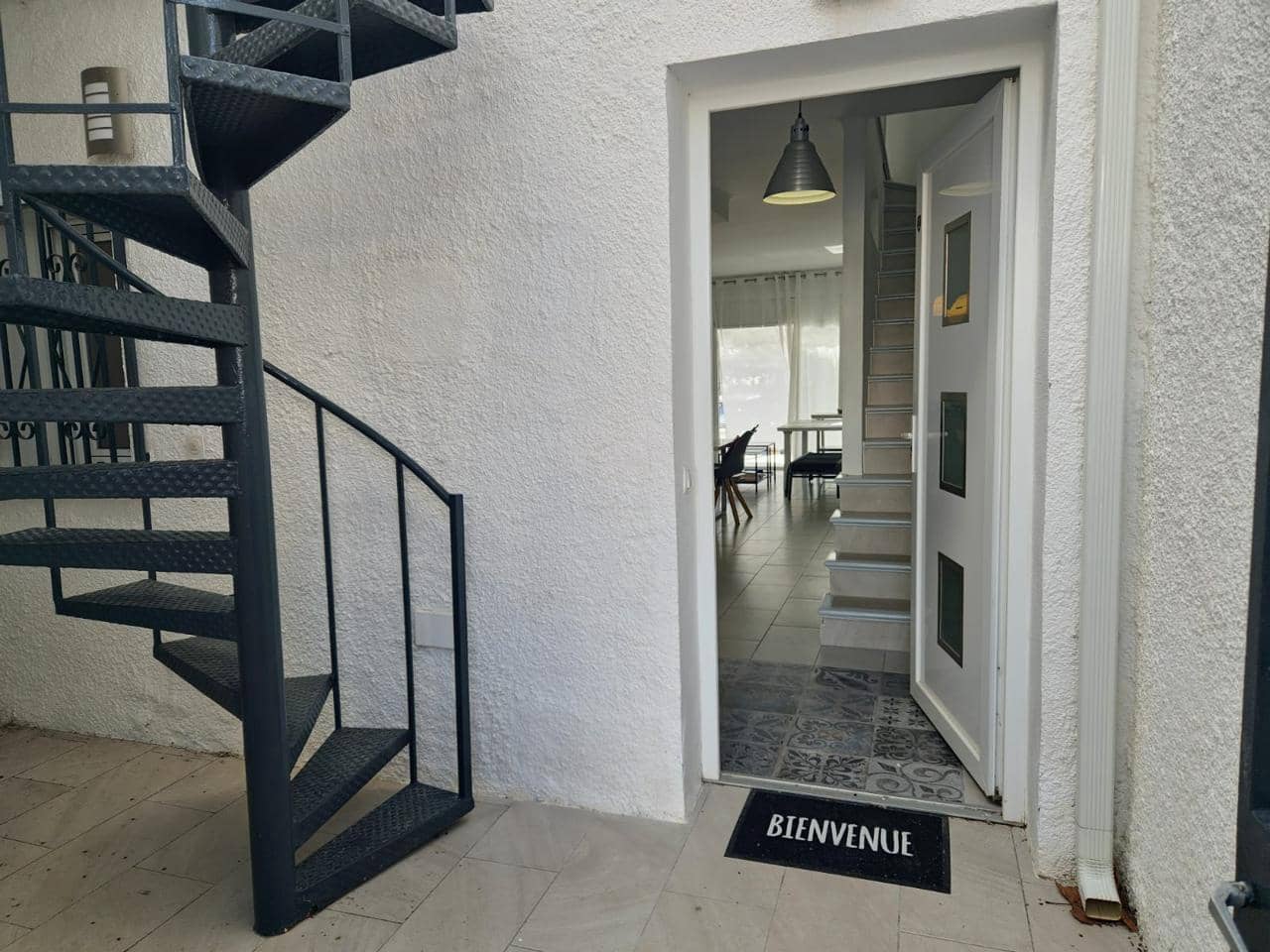 3 Zimmer Villa zu verkaufen in Empuriabrava mit Garage - 490.000 € (Ref: 9598242)