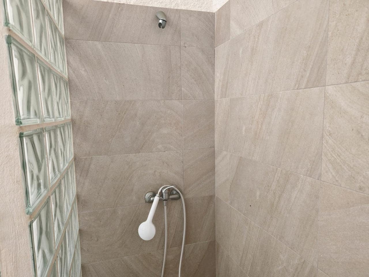 3 Zimmer Villa zu verkaufen in Empuriabrava mit Garage - 490.000 € (Ref: 9598242)