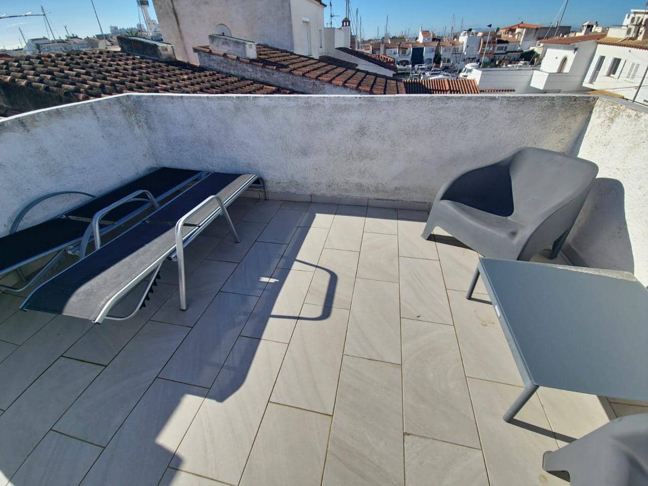 3 Zimmer Villa zu verkaufen in Empuriabrava mit Garage - 490.000 € (Ref: 9598242)