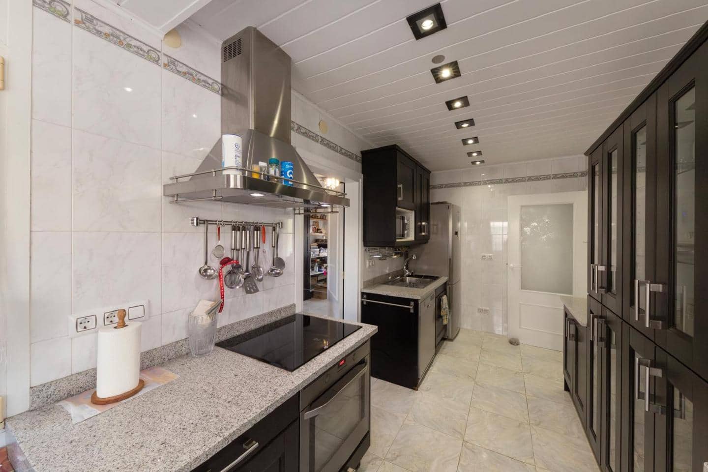 5 Zimmer Villa zu verkaufen in Empuriabrava mit Pool Garage - 625.000 € (Ref: 9598243)