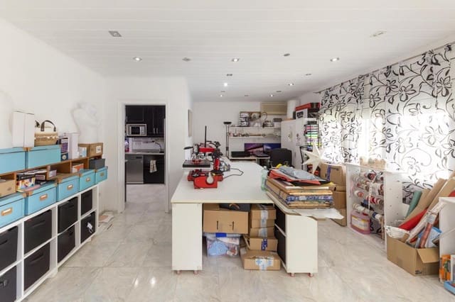 5 Zimmer Villa zu verkaufen in Empuriabrava, Castelló d'Empúries mit Pool Garage - 625.000 € (Ref: 9598243)