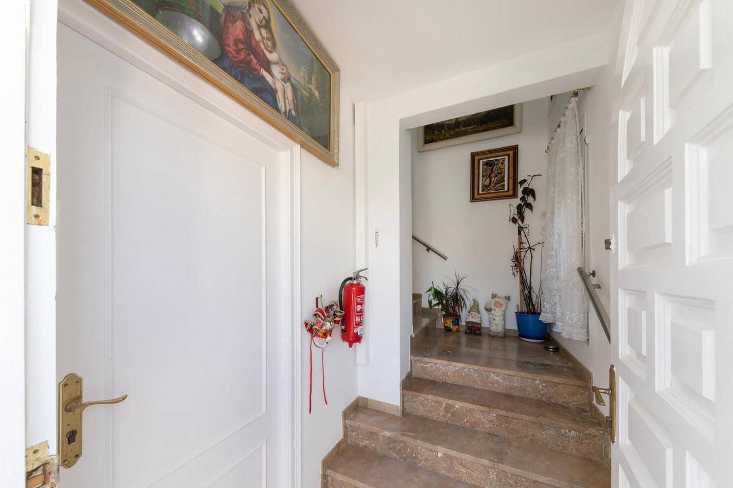 5 Zimmer Villa zu verkaufen in Empuriabrava mit Pool Garage - 625.000 € (Ref: 9598243)