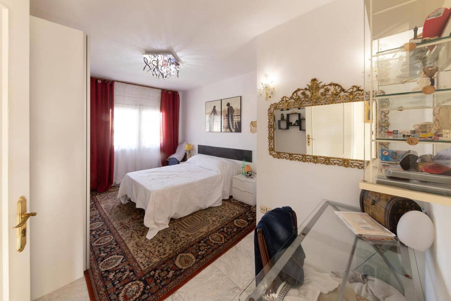 5 Zimmer Villa zu verkaufen in Empuriabrava mit Pool Garage - 625.000 € (Ref: 9598243)