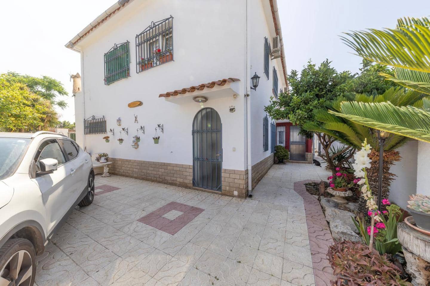 5 Zimmer Villa zu verkaufen in Empuriabrava mit Pool Garage - 625.000 € (Ref: 9598243)