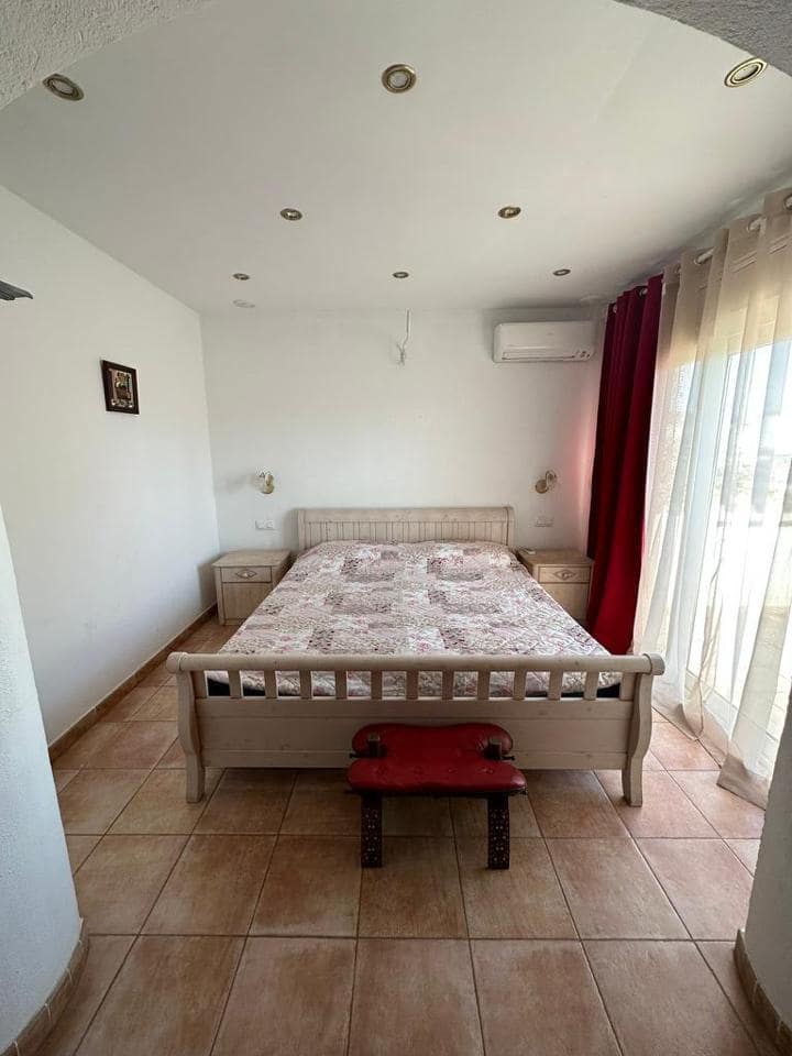 5 makuuhuone Huvila myytävänä paikassa Empuriabrava - 1 200 000 € (Ref: 9598244)