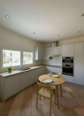 5 makuuhuone Huvila myytävänä paikassa Empuriabrava, Castelló d'Empúries - 1 200 000 € (Ref: 9598244)