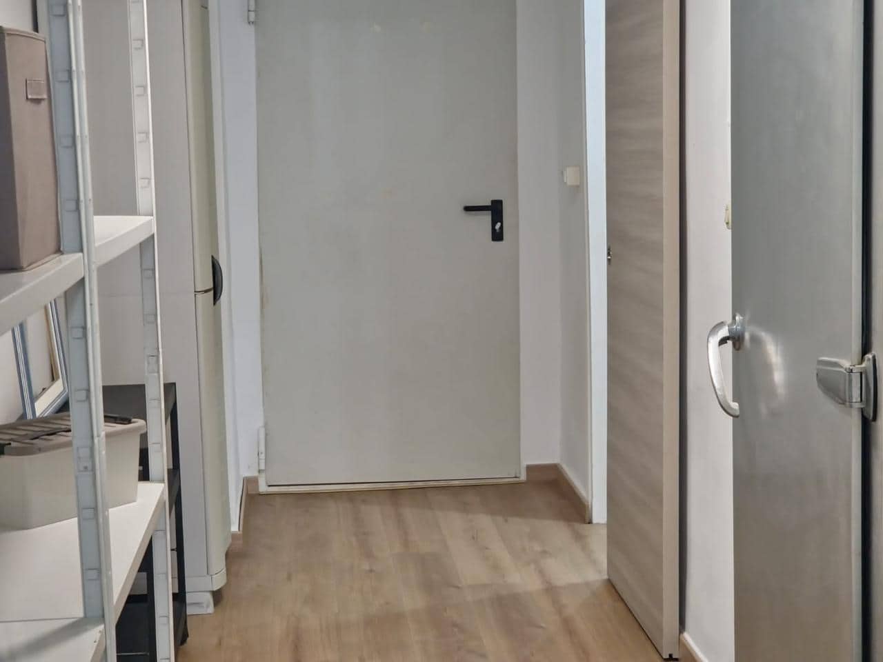 6 bedroom Business for sale in Empuriabrava - € 169,000 (Ref: 9598248)