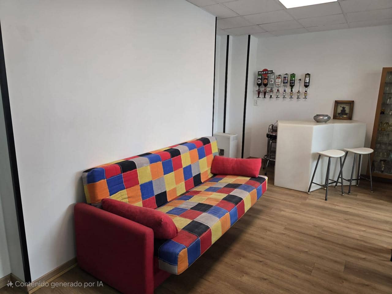 6 bedroom Business for sale in Empuriabrava - € 169,000 (Ref: 9598248)