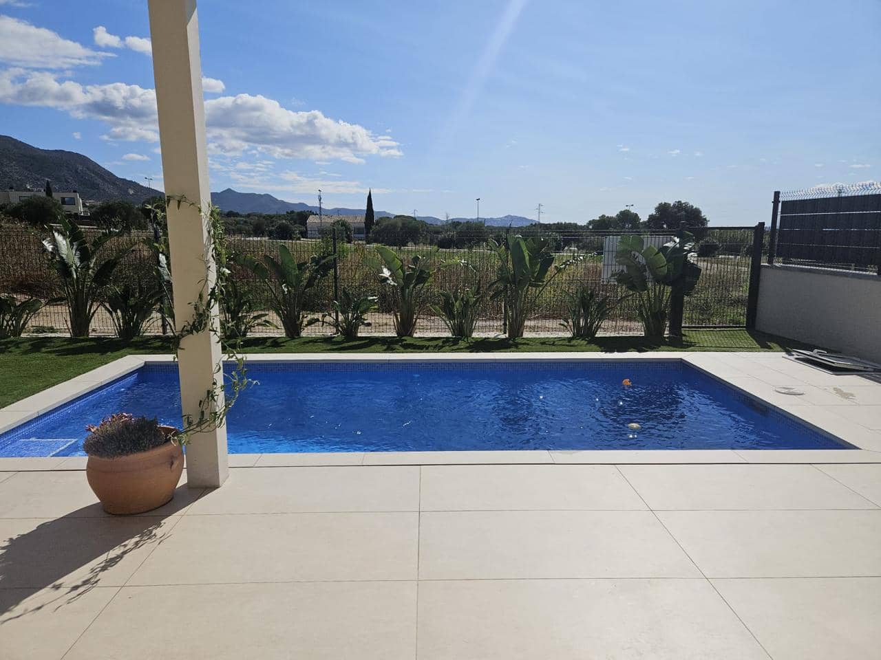 3 makuuhuone Huvila myytävänä paikassa Palau-saverdera - 530 000 € (Ref: 9598249)