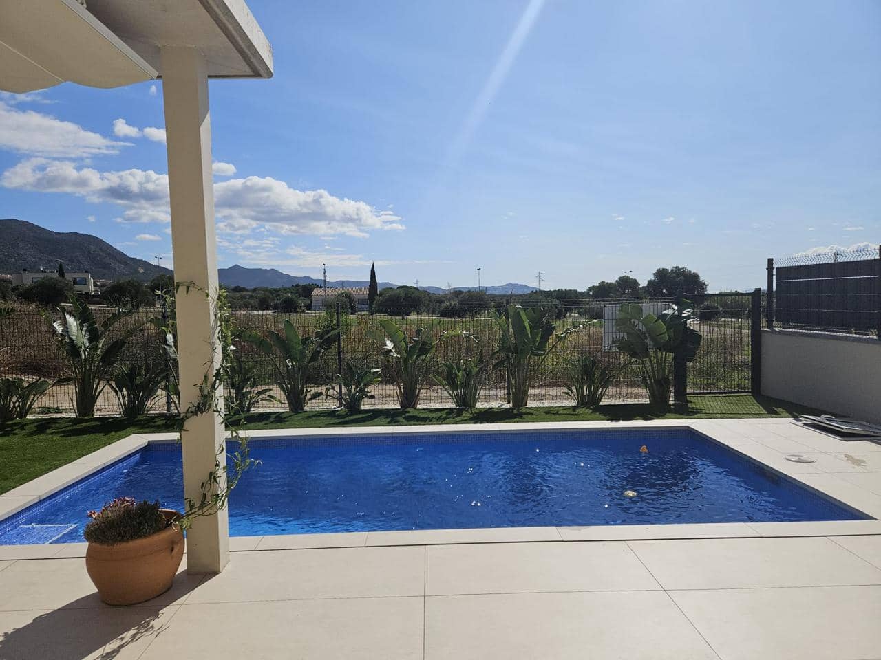 3 makuuhuone Huvila myytävänä paikassa Palau-saverdera - 530 000 € (Ref: 9598249)