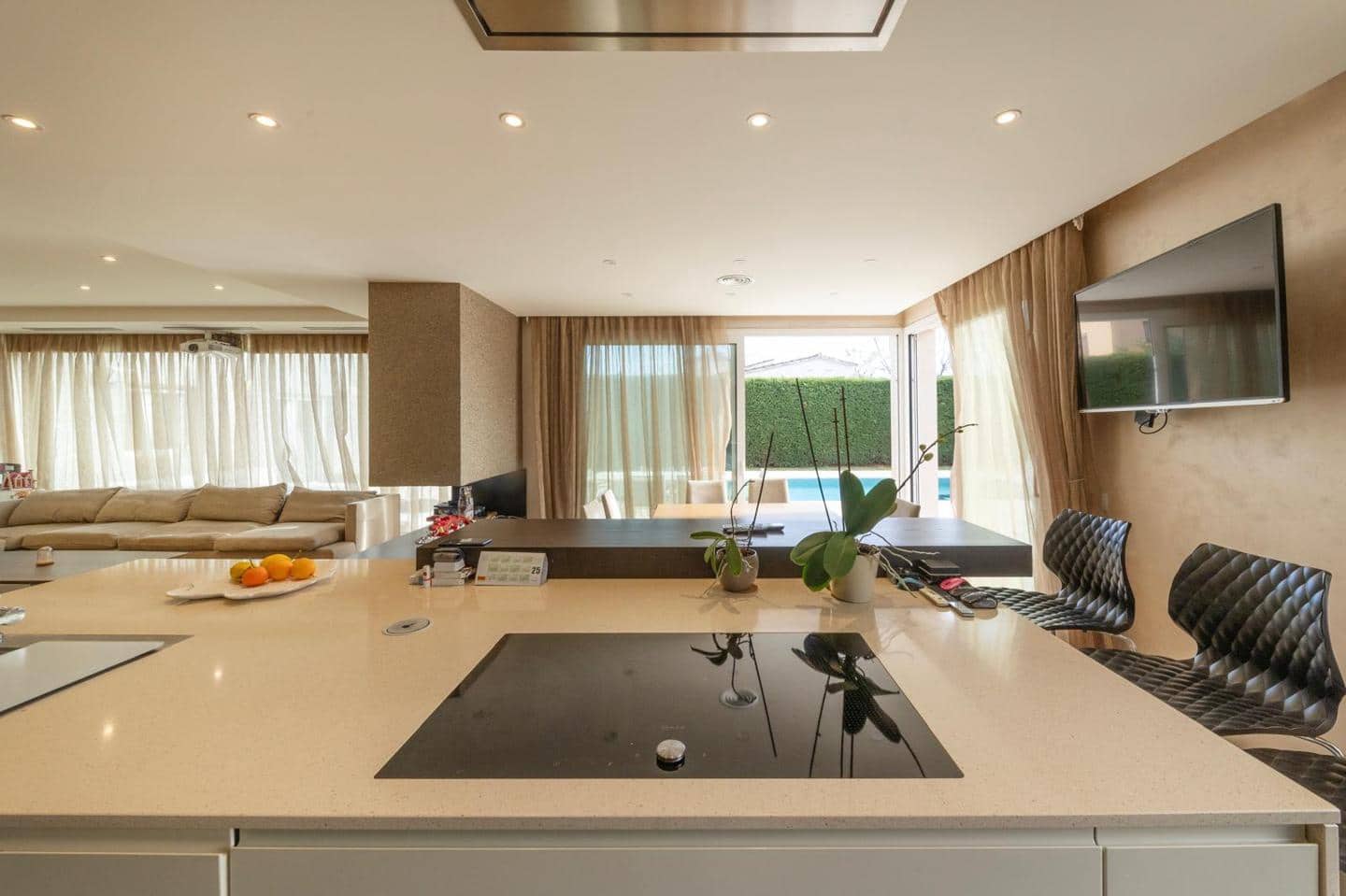 5 Zimmer Villa zu verkaufen in Empuriabrava - 1.040.000 € (Ref: 9598250)