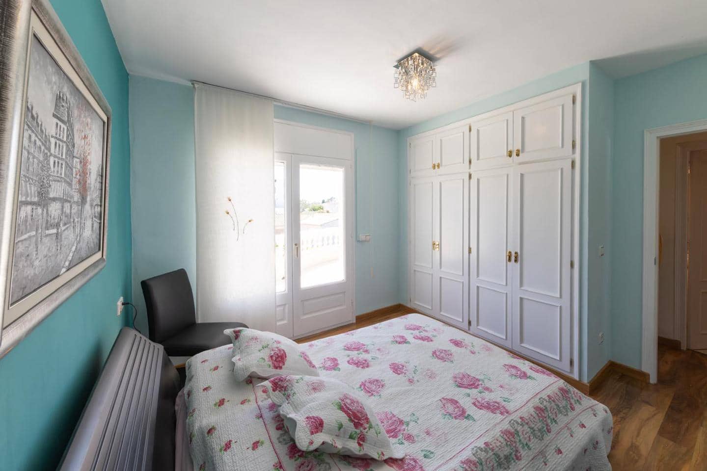 4 sypialnia Willa na sprzedaż w Empuriabrava z basenem garażem - 525 000 € (Ref: 9598251)