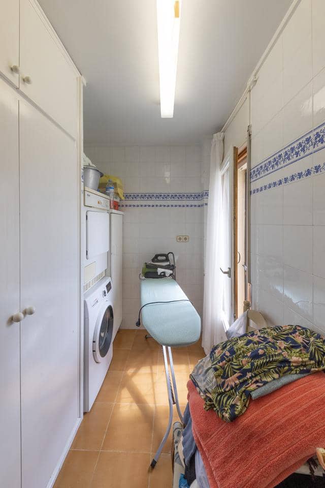 4 makuuhuone Huvila myytävänä paikassa Roses - 598 000 € (Ref: 9598252)