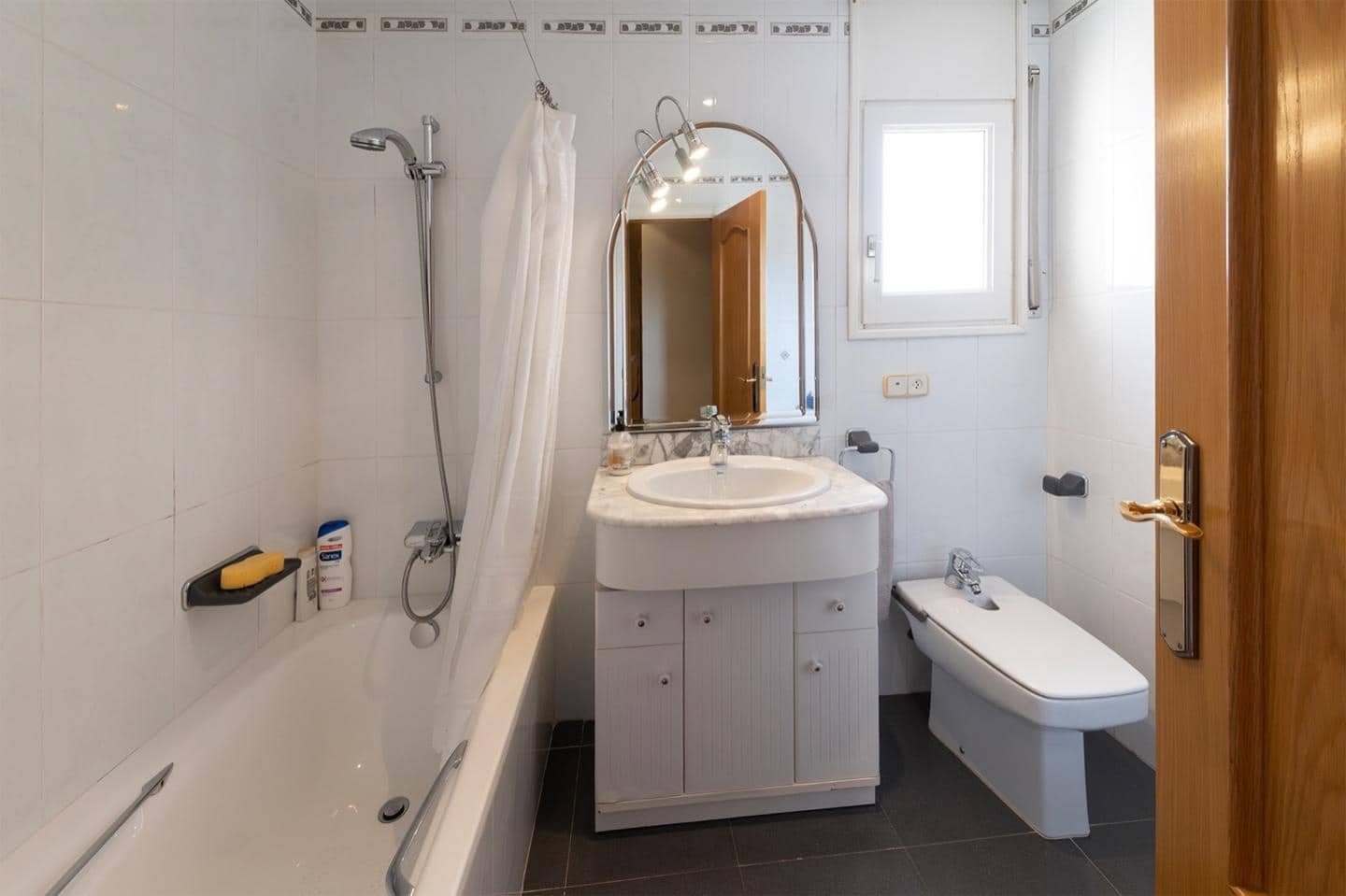 4 makuuhuone Huvila myytävänä paikassa Roses - 598 000 € (Ref: 9598252)